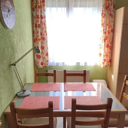 Pasztor Vendeghaz בית הארחה Balatonendréd