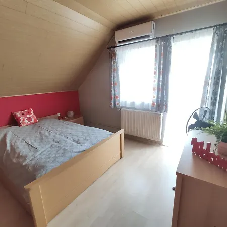 Pasztor Vendeghaz * Balatonendréd